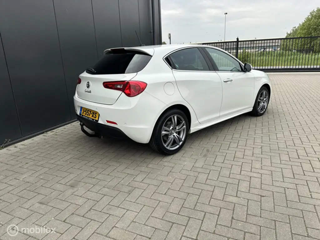 Alfa Romeo Giulietta 3