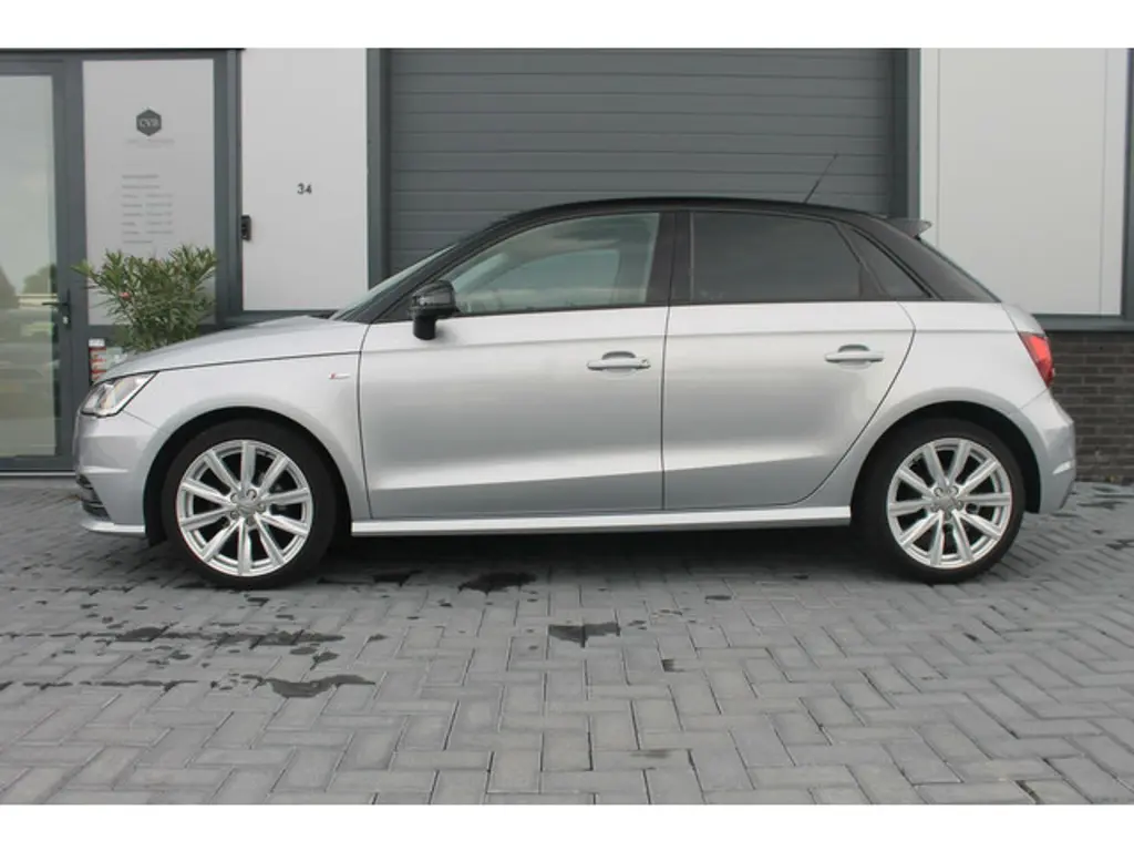 Audi A1 Sportback 2