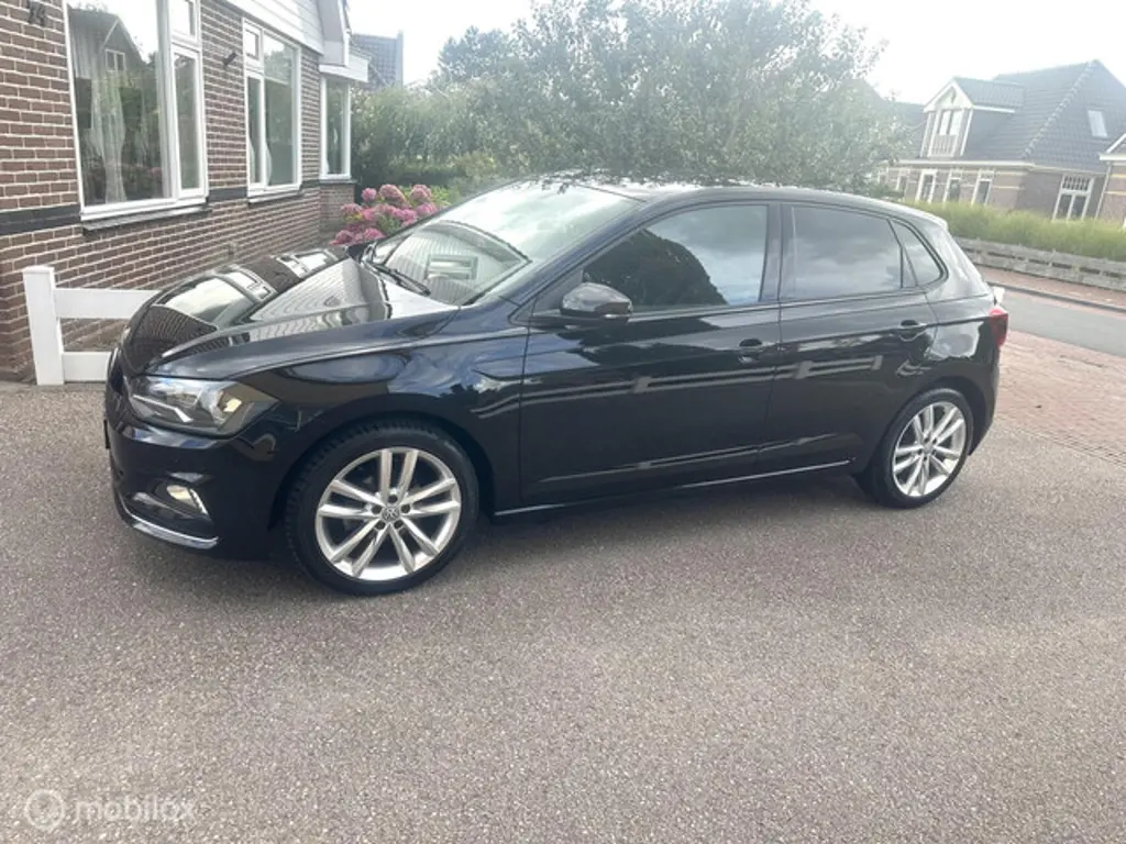 Volkswagen Polo 2