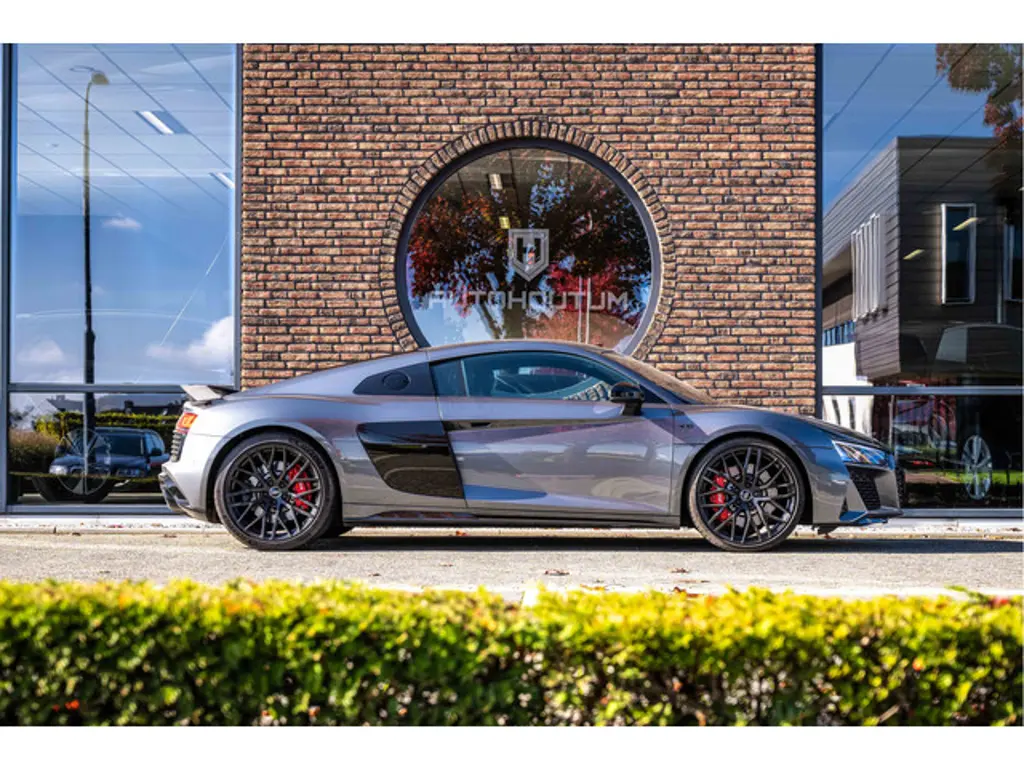Audi R8 2