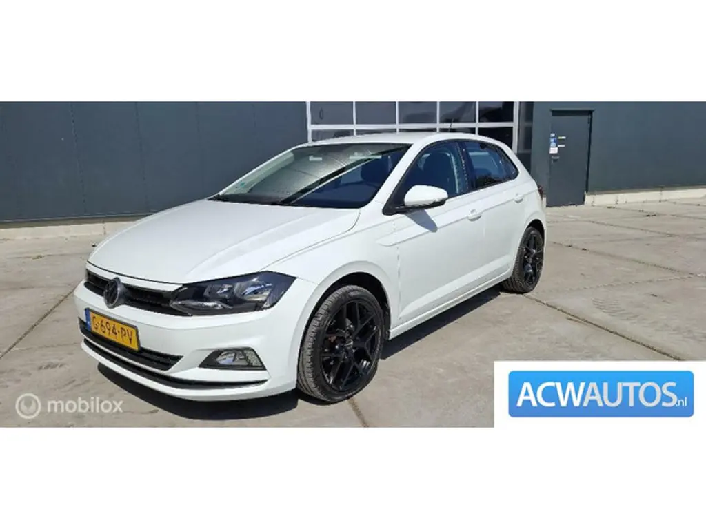 Volkswagen Polo 2