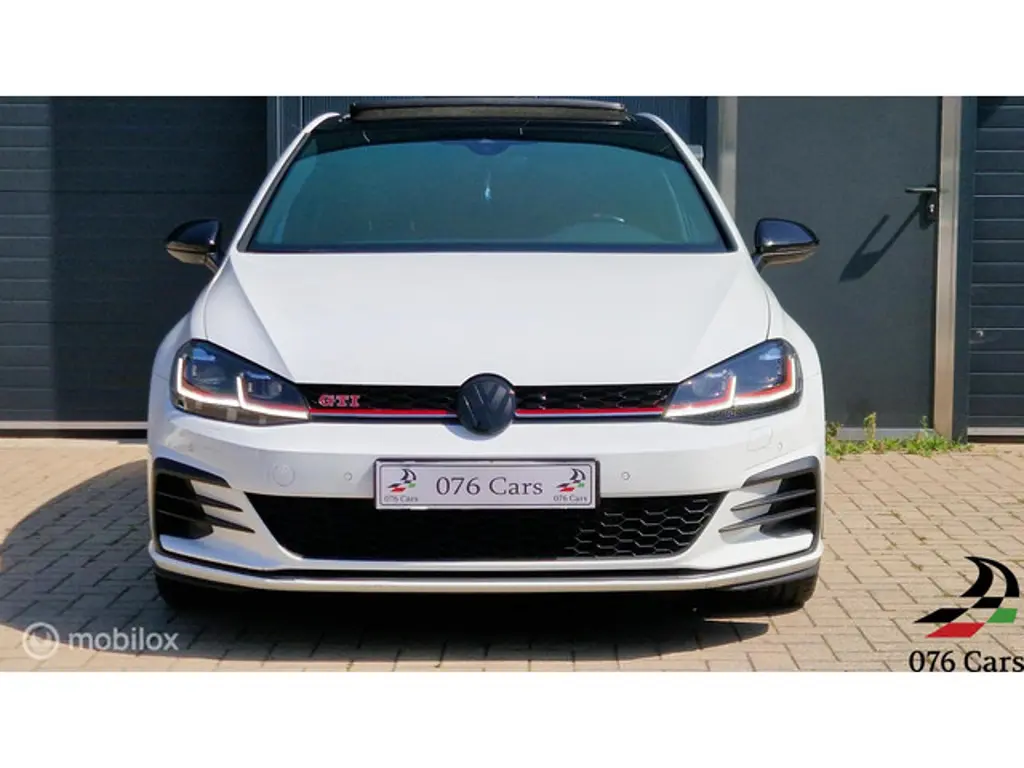 Volkswagen Golf 2