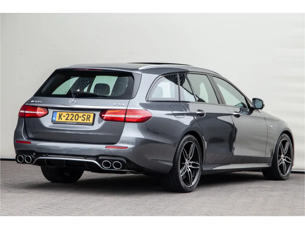 Mercedes-Benz E-Klasse 2