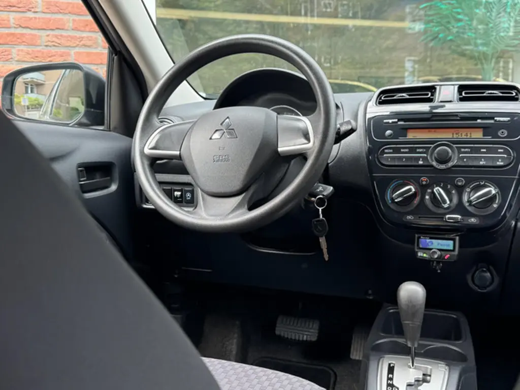 Mitsubishi Space Star 2