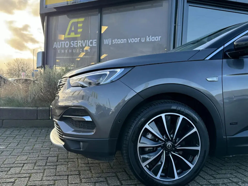 Opel Grandland X 2