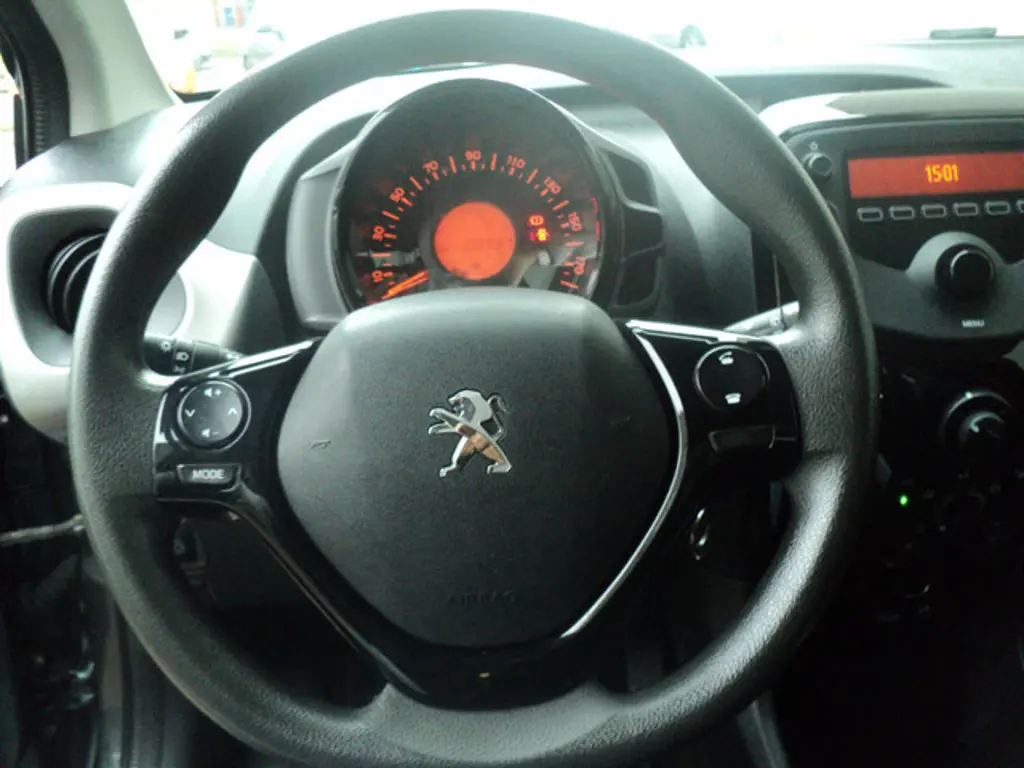 Peugeot 108 2