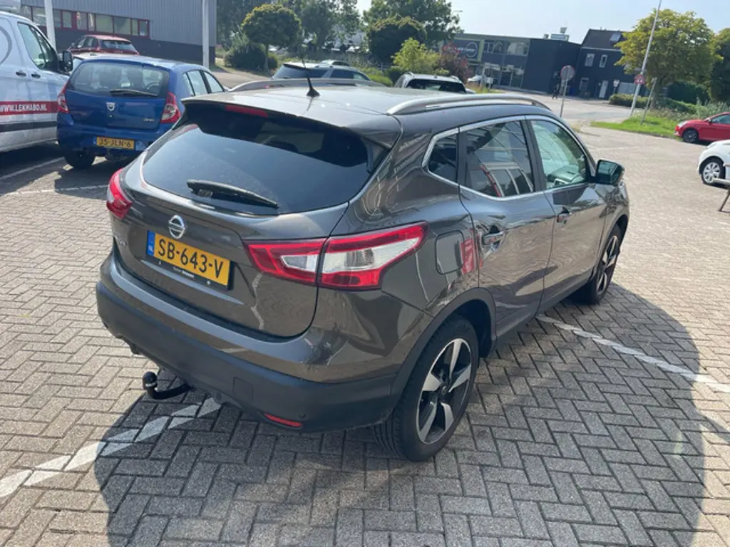 Nissan QASHQAI 2