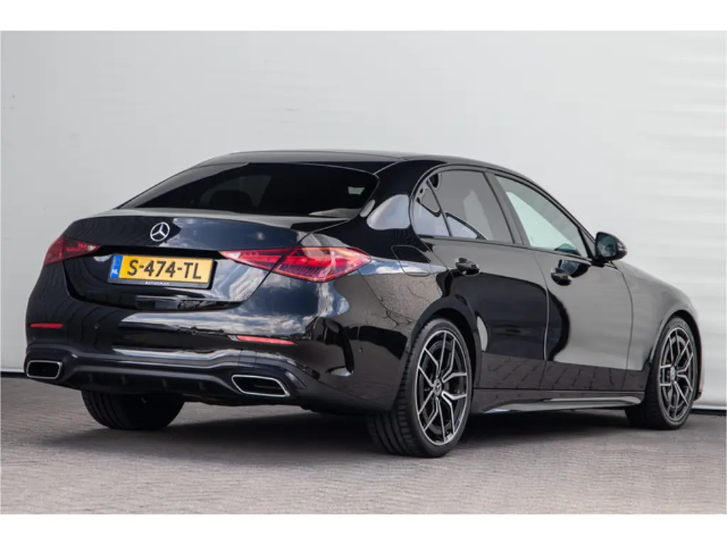 Mercedes-Benz C-Klasse 2