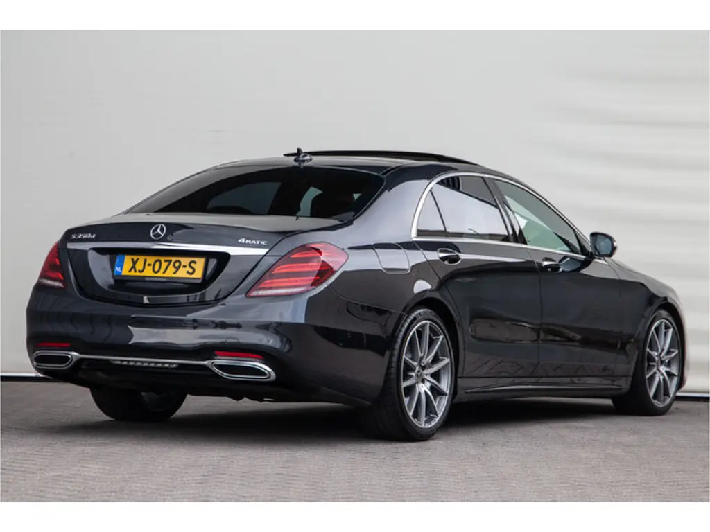Mercedes-Benz S-Klasse 2
