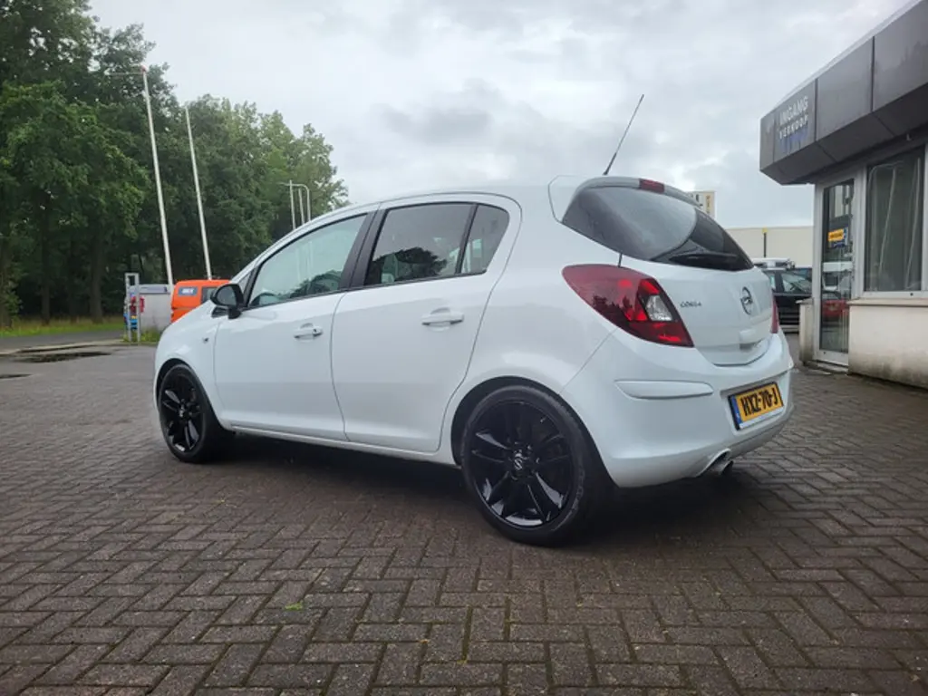 Opel Corsa 2