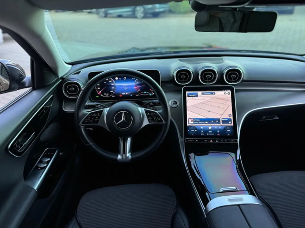 Mercedes-Benz C-Klasse 2