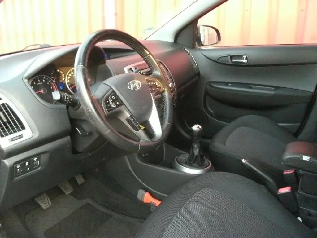 Hyundai i20 3