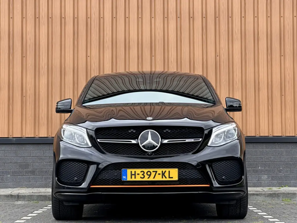 Mercedes-Benz GLE 2