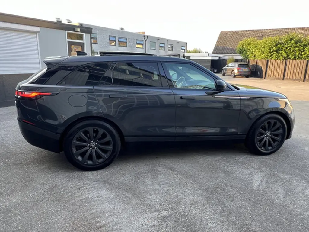 Land Rover Range Rover Velar 2