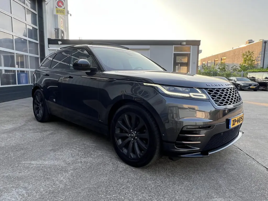 Land Rover Range Rover Velar 3