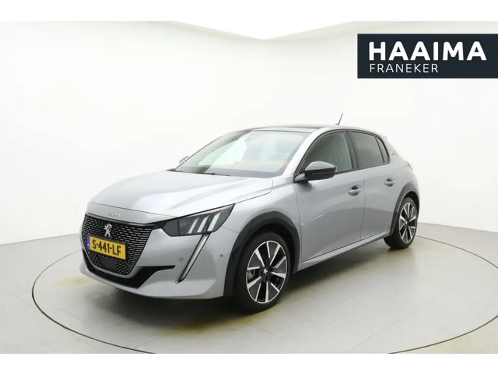 Peugeot e-208