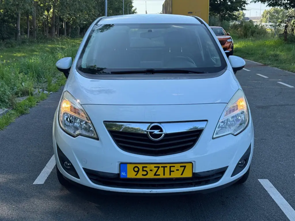 Opel Meriva 2