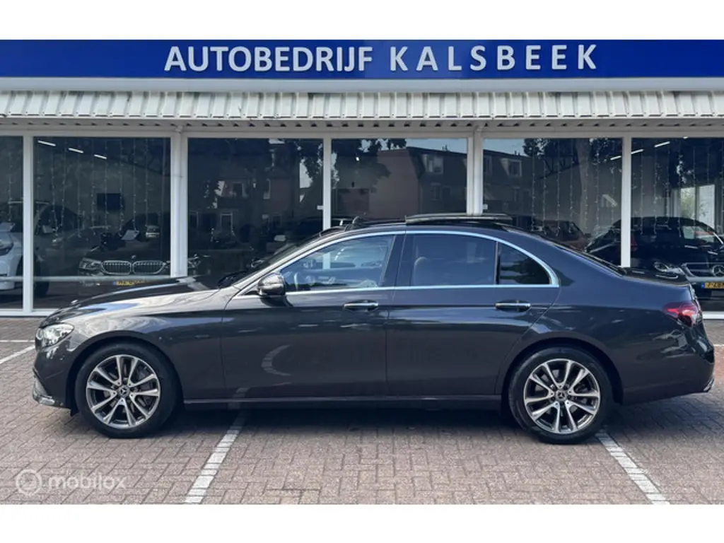 Mercedes-Benz E-Klasse 2