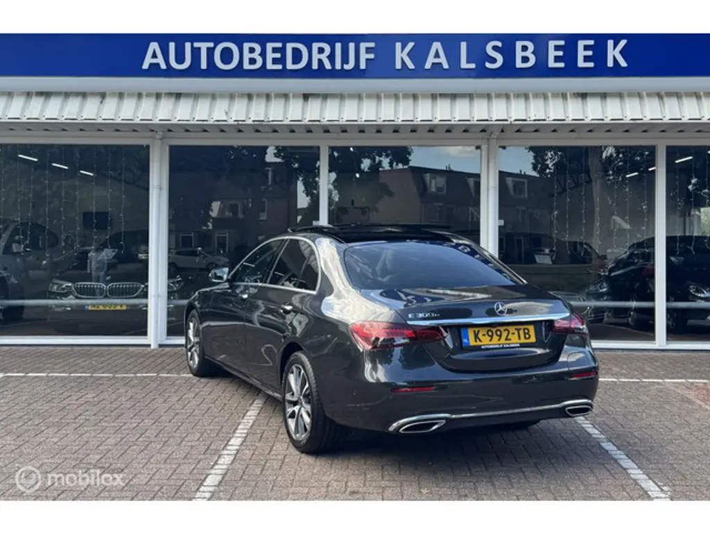 Mercedes-Benz E-Klasse 3