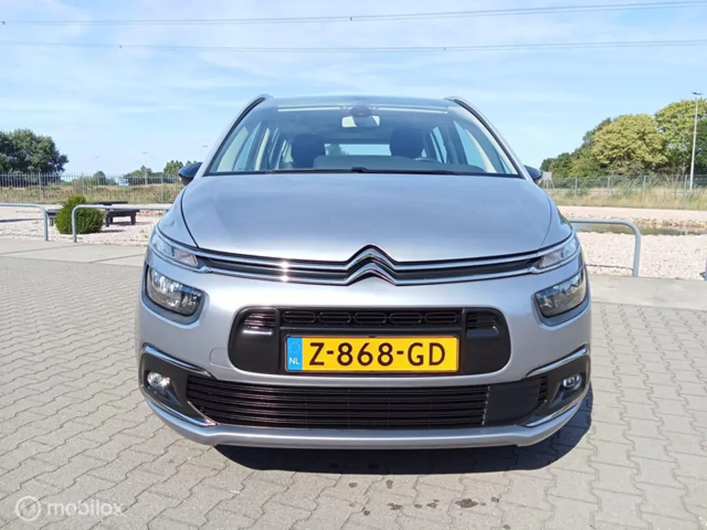 Citroën Grand C4 Spacetourer 2