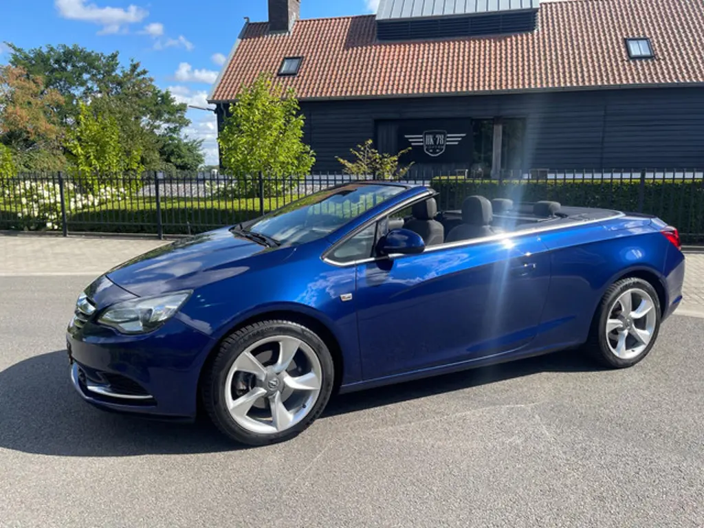 Opel Cascada 2
