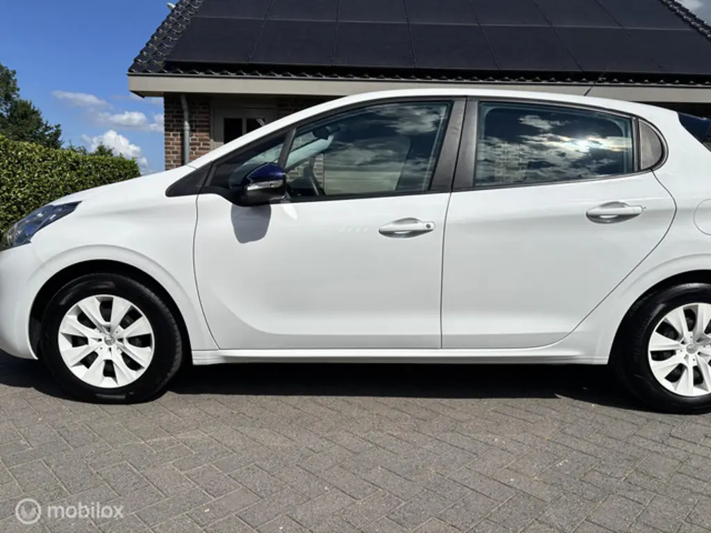 Peugeot 208 2