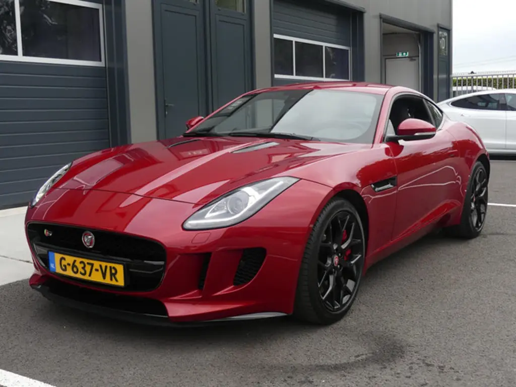 Jaguar F-Type 2
