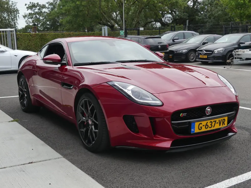 Jaguar F-Type 3