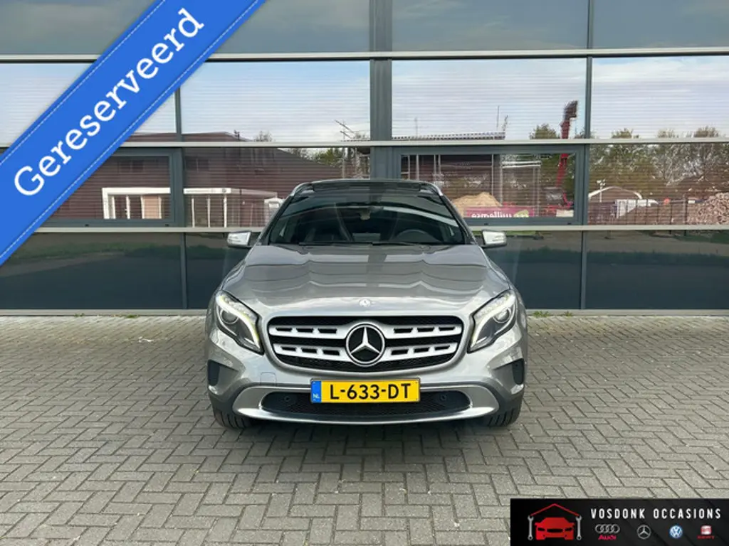 Mercedes-Benz GLA 2