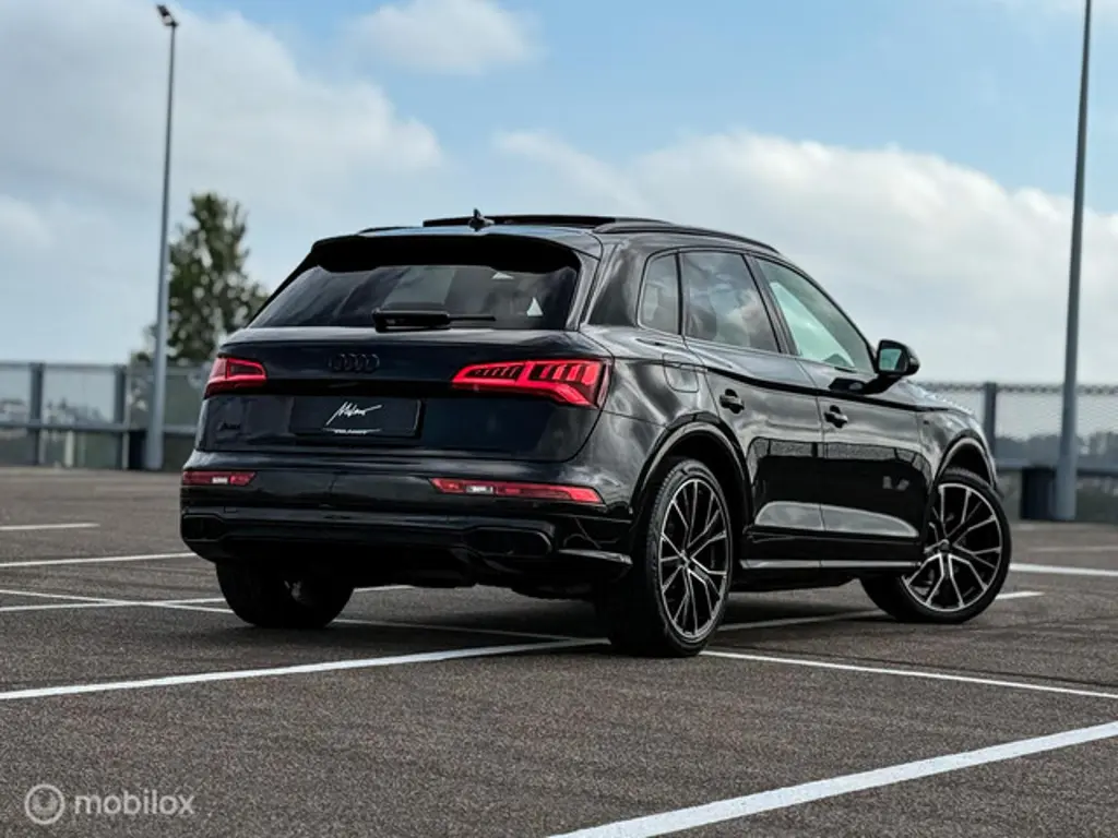 Audi SQ5 2