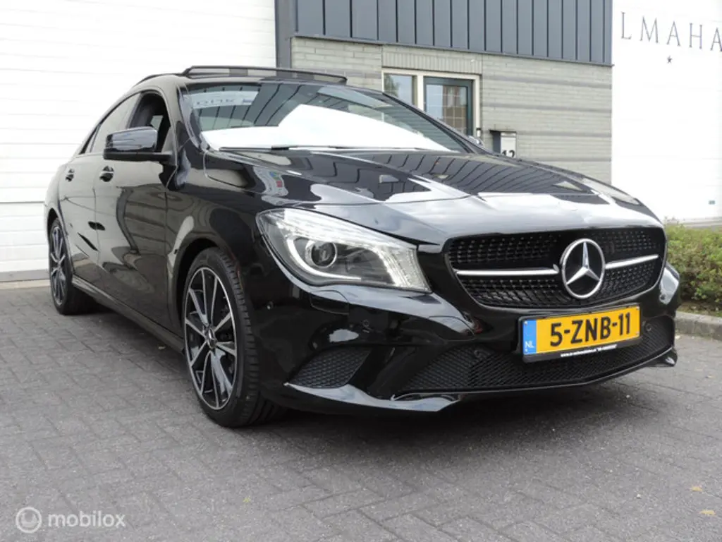 Mercedes-Benz CLA 2
