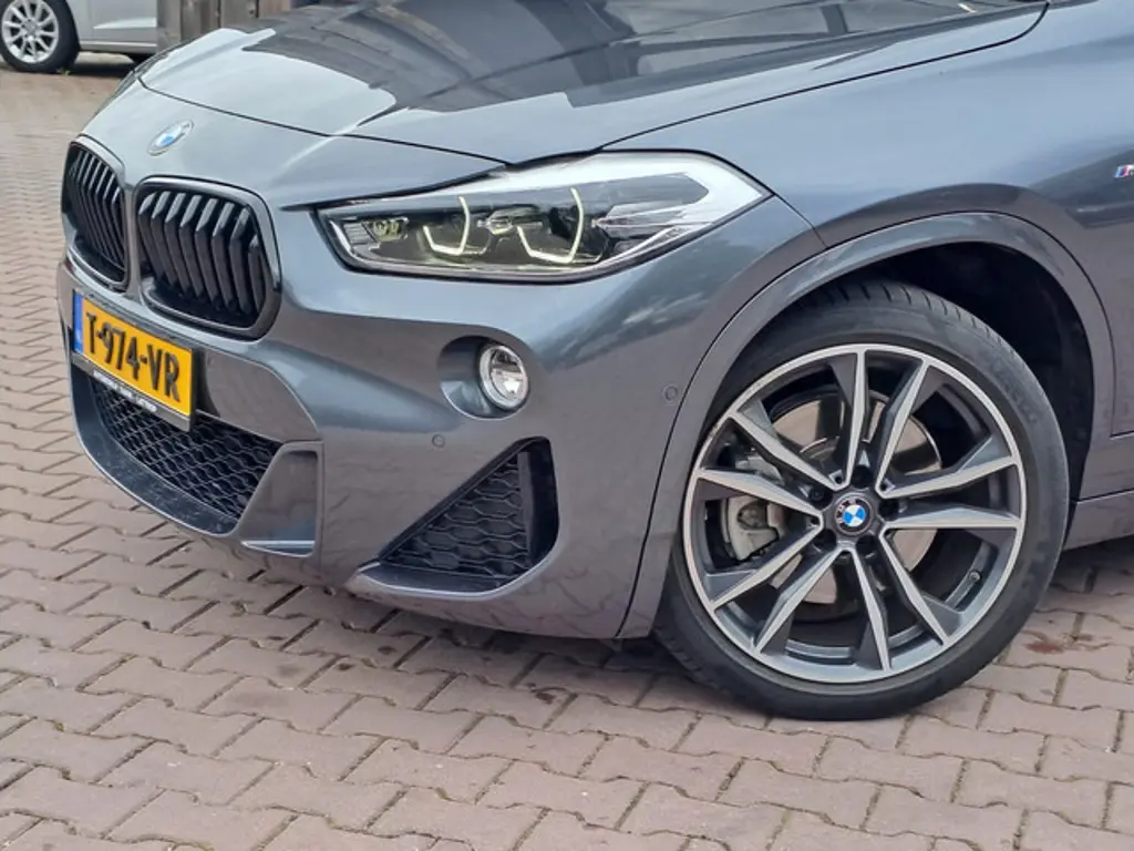 BMW X2 3