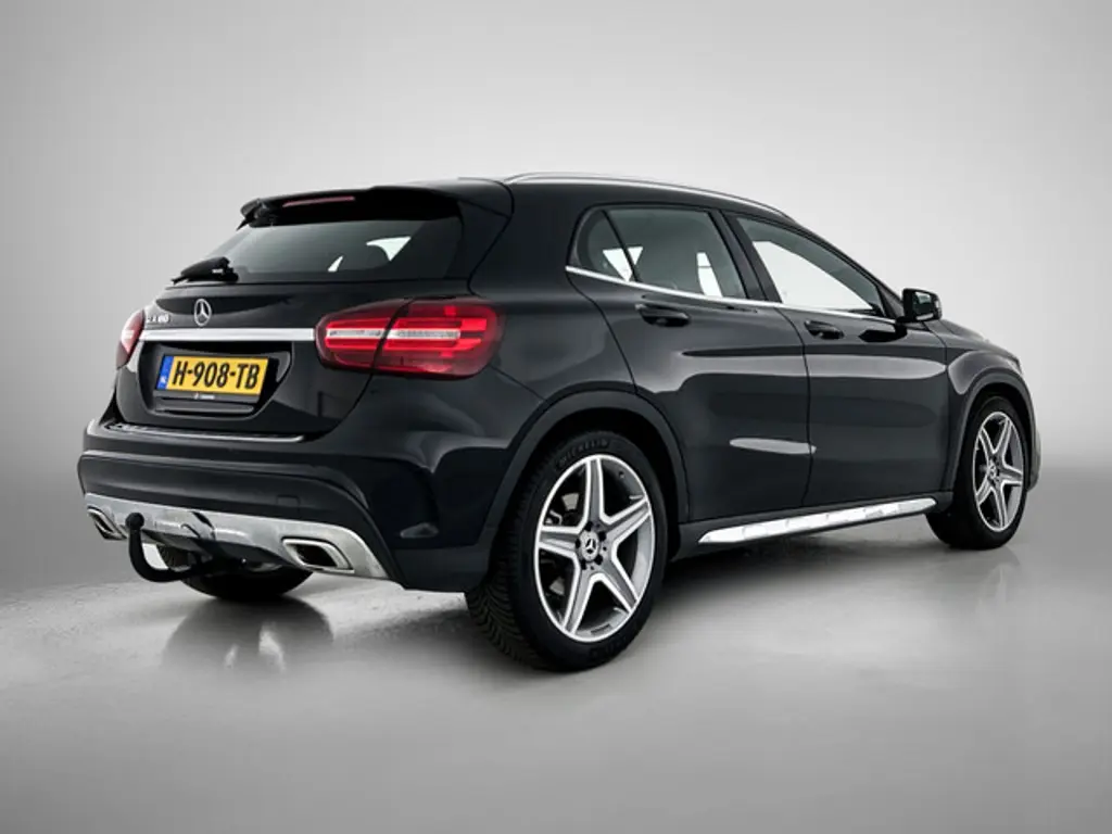 Mercedes-Benz GLA 2