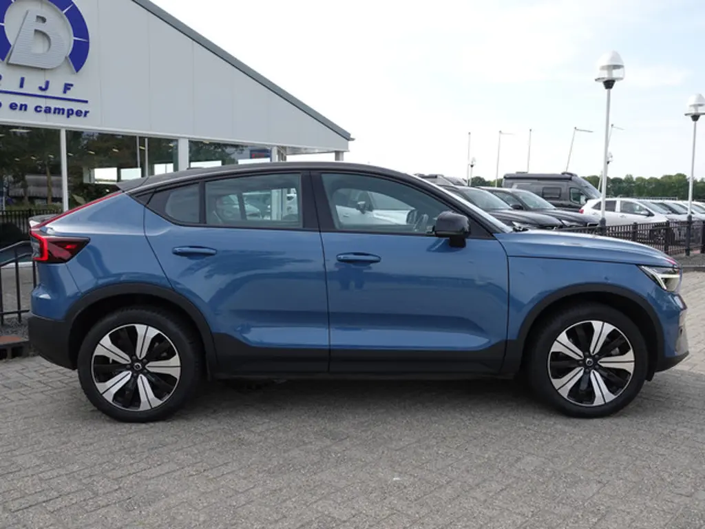 Volvo C40 2