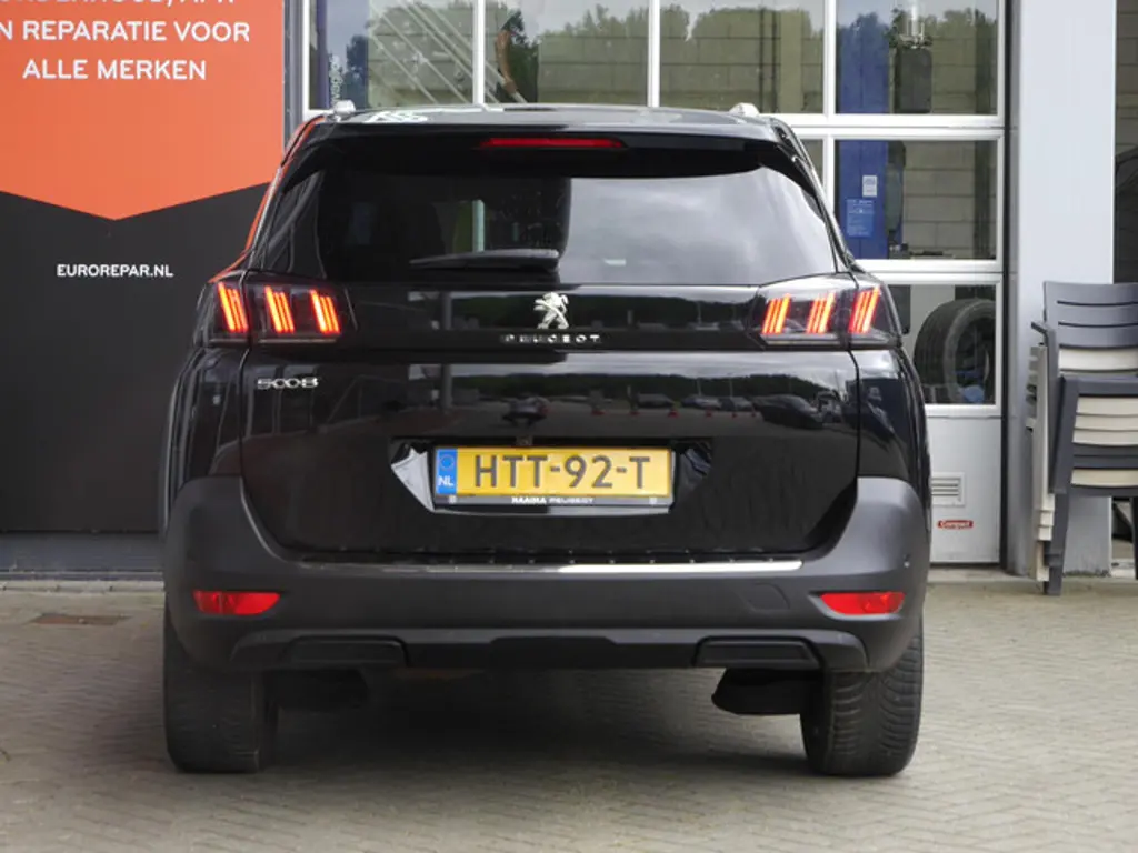 Peugeot 5008 2
