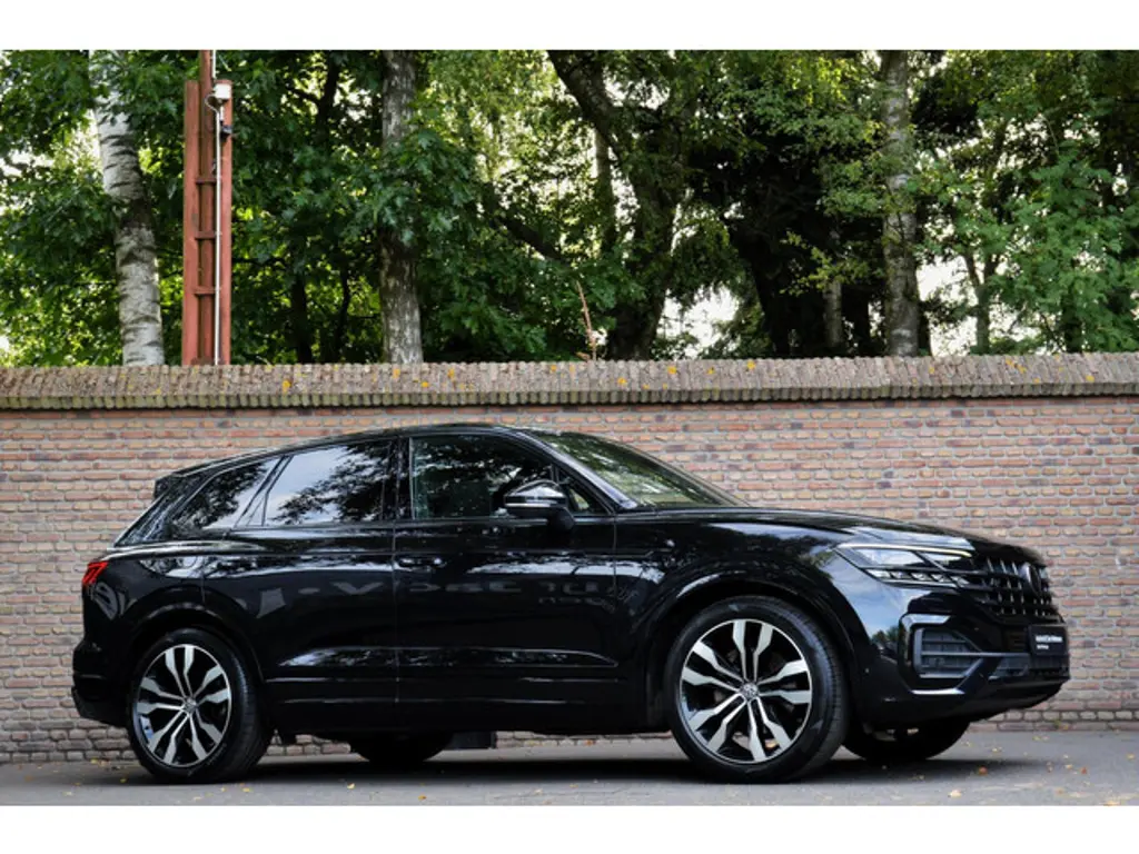 Volkswagen Touareg 2