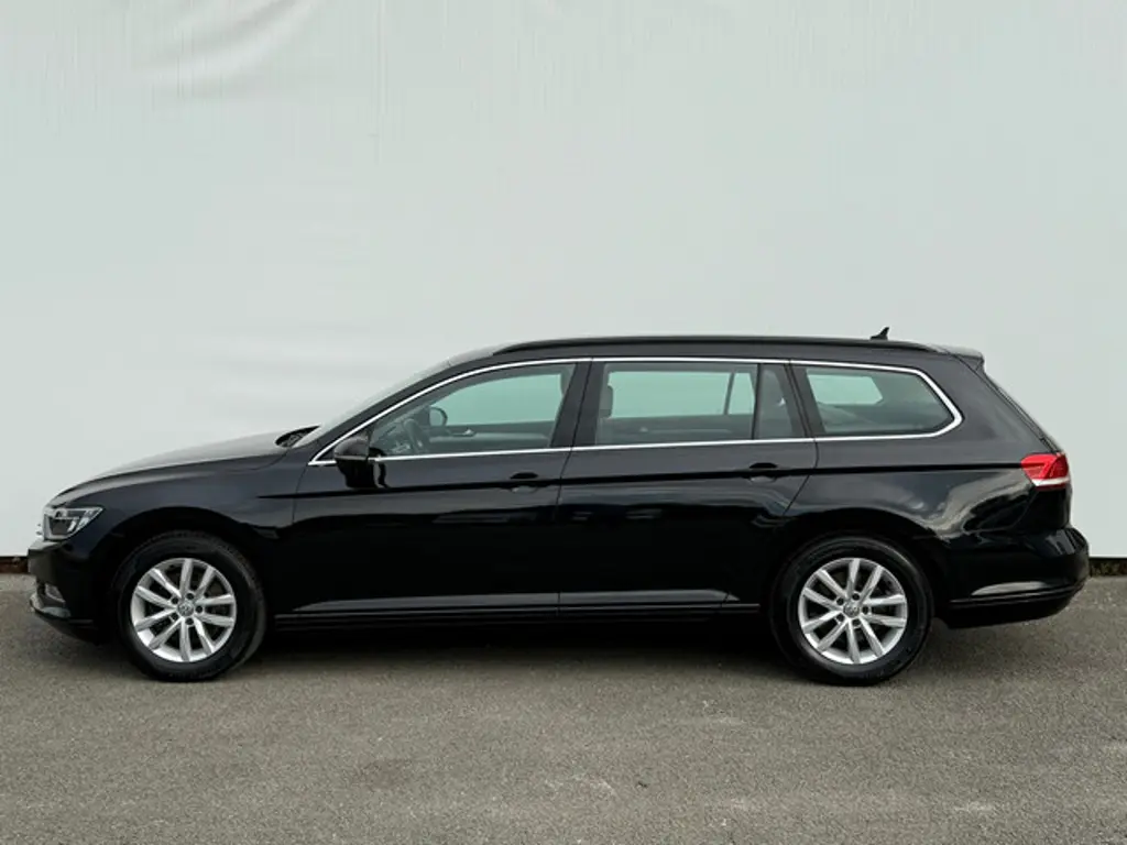 Volkswagen Passat 2
