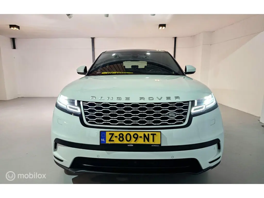 Land Rover Range Rover Velar 2