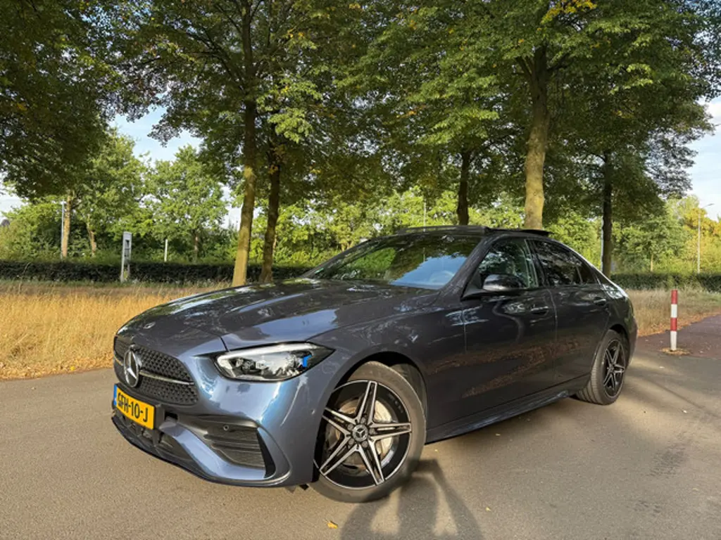 Mercedes-Benz C-Klasse 2