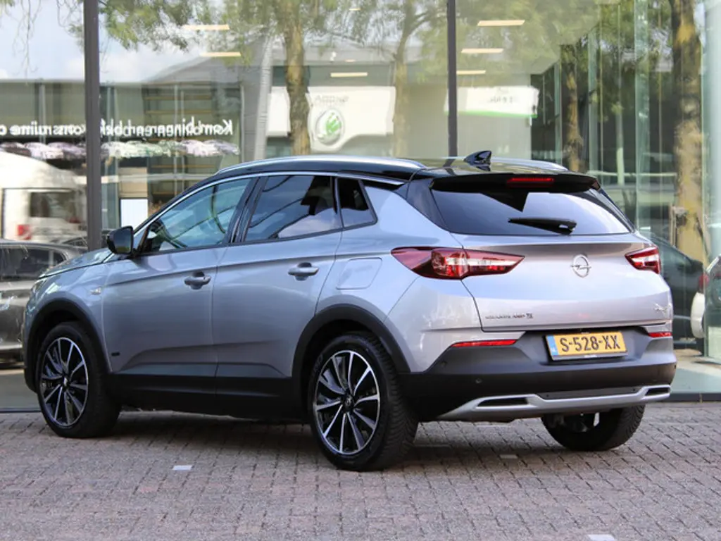 Opel Grandland X 2