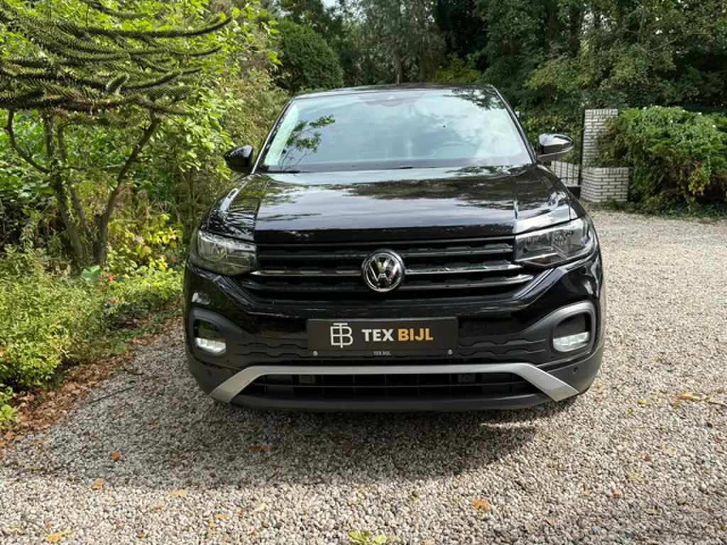 Volkswagen T-Cross 2