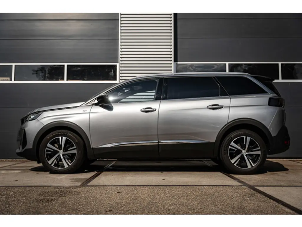 Peugeot 5008 2