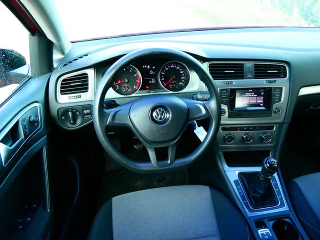 Volkswagen Golf 2