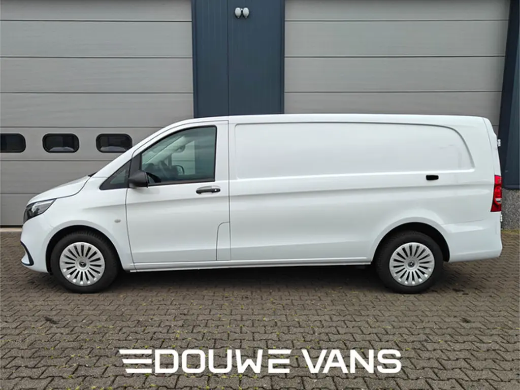 Mercedes-Benz Vito 2