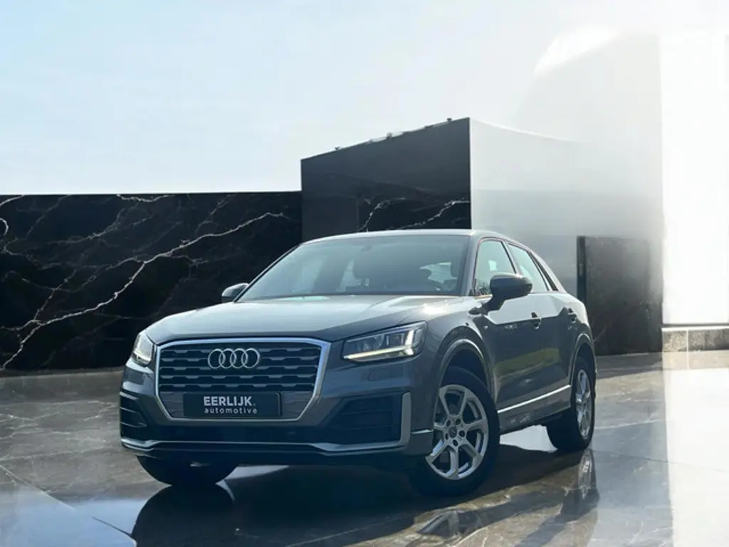 Audi Q2 3