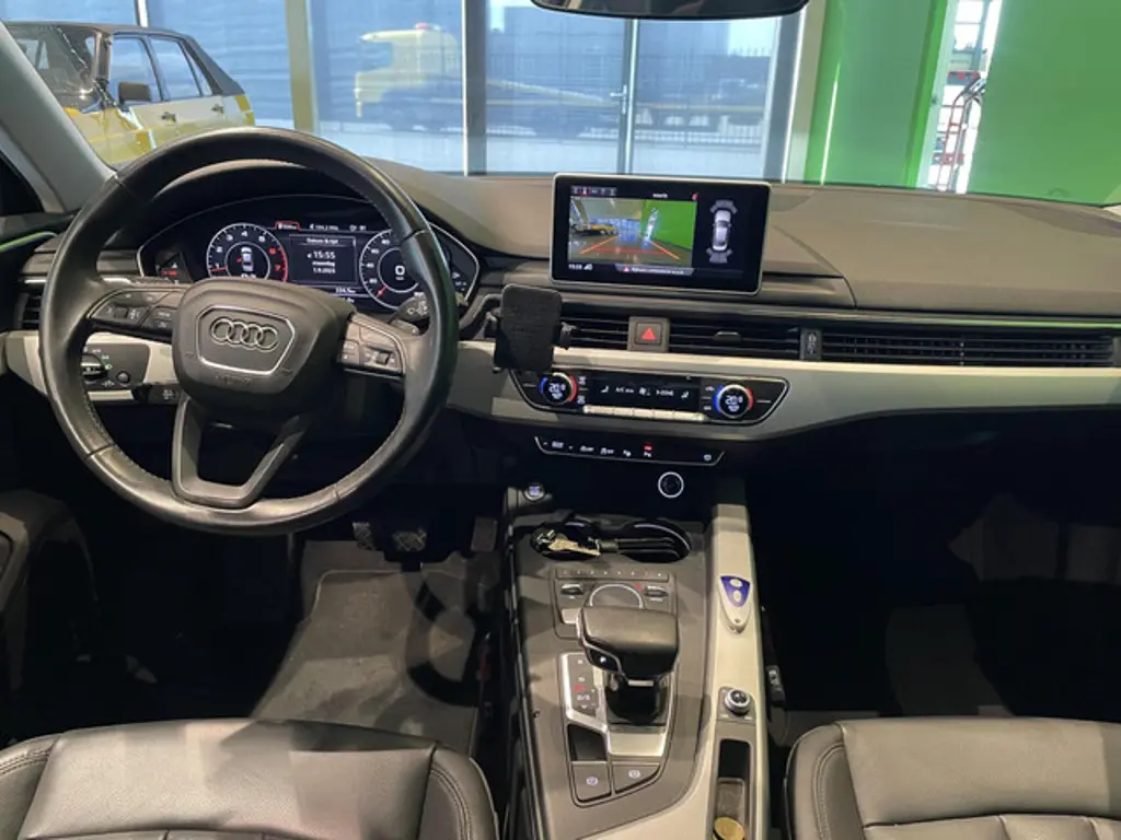 Audi A4 2