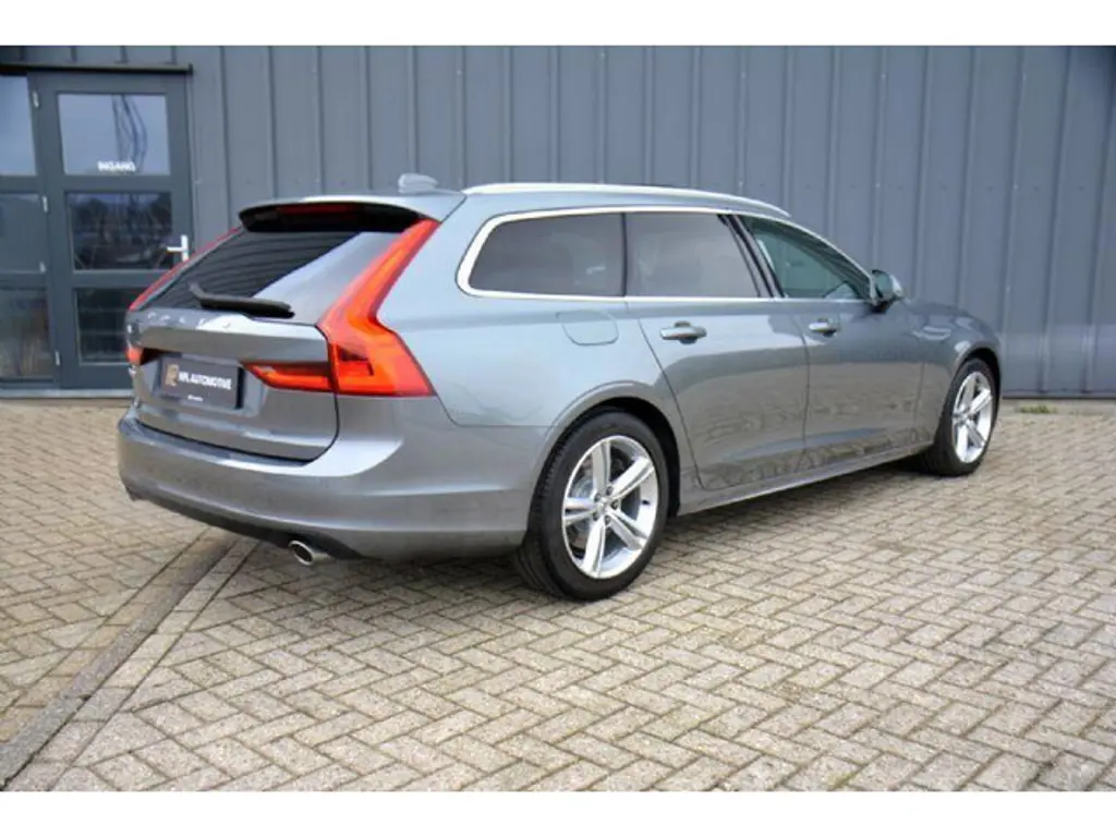 Volvo V90 3