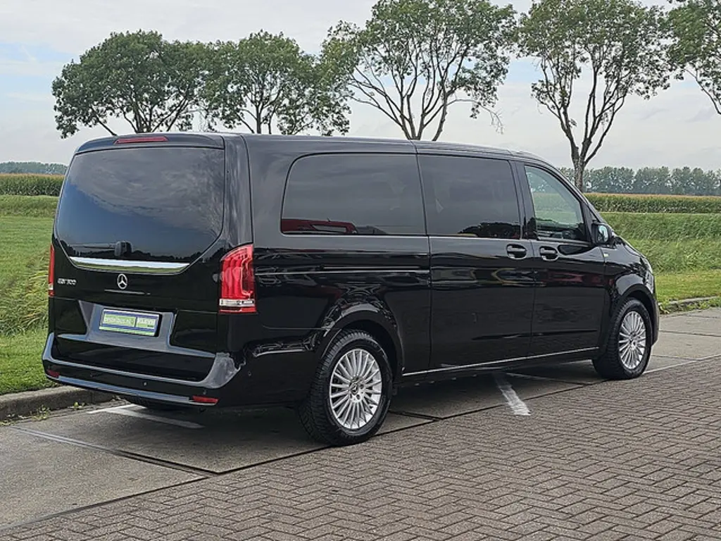 Mercedes-Benz EQV 3