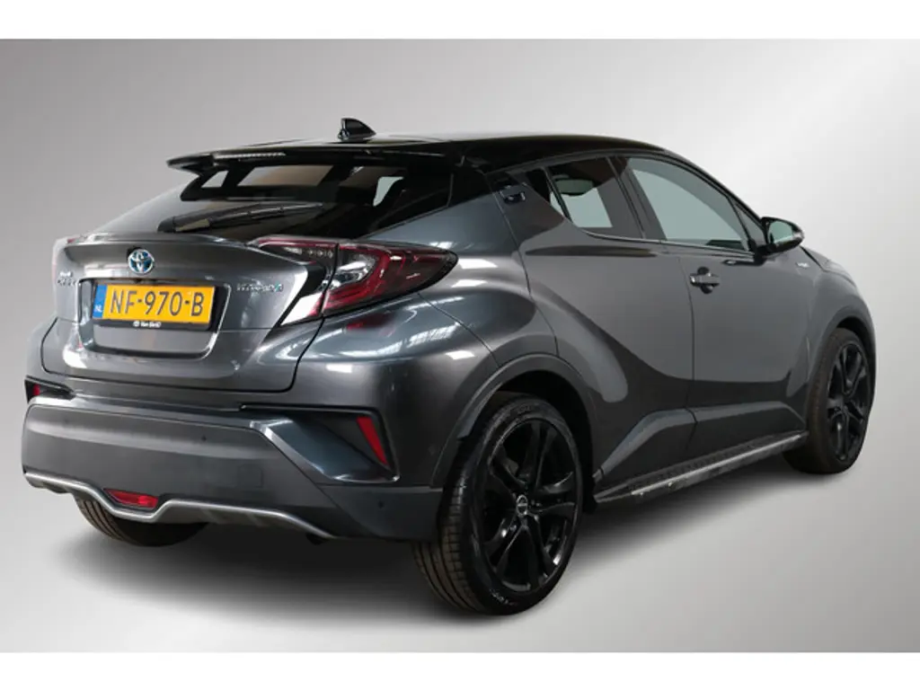 Toyota C-HR 2