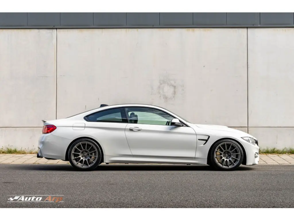 BMW M4 2